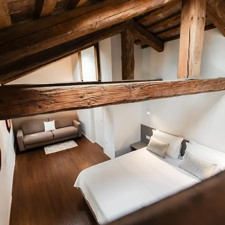 Bassano Club House * バッサーノ・デル・グラッパ